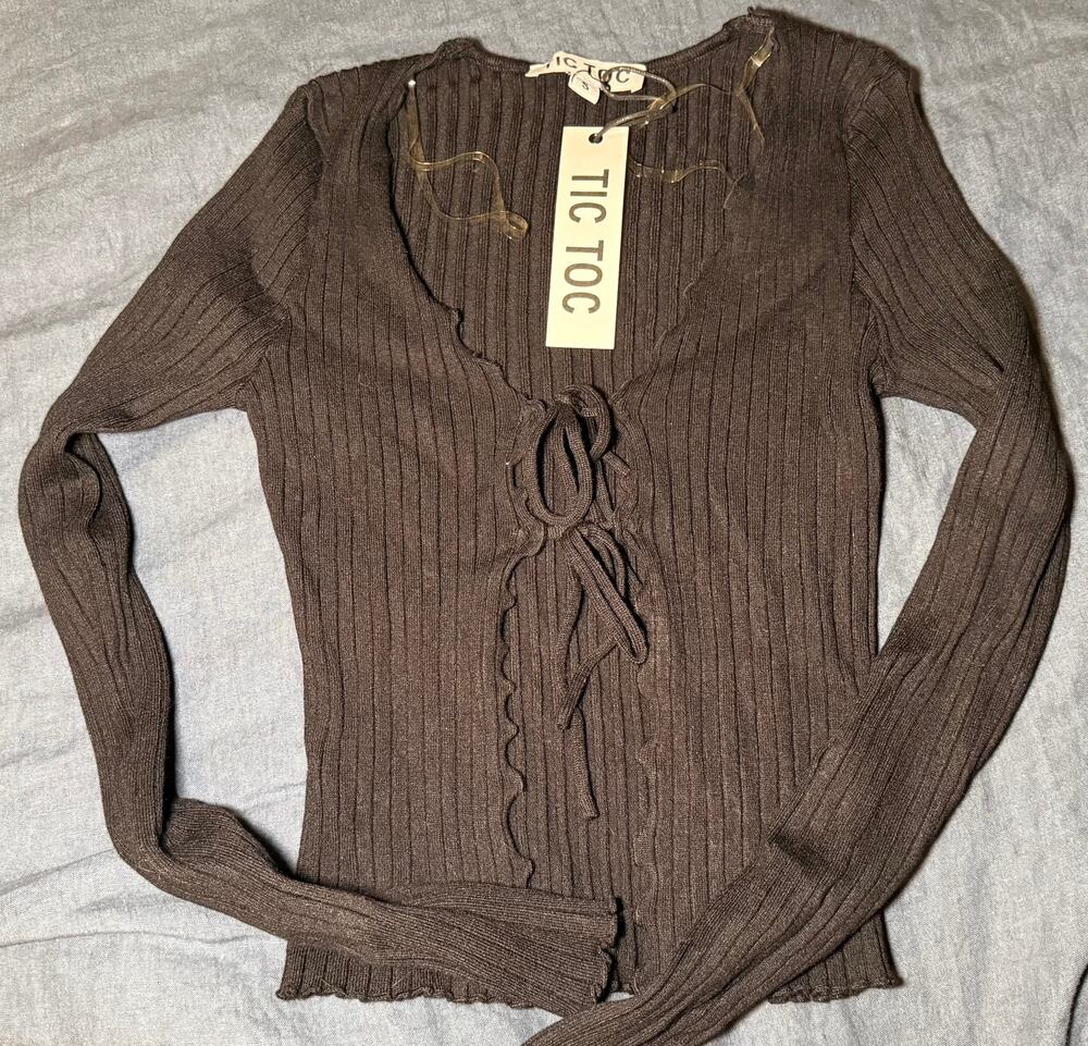 NWT Black Tie Front Long Sleeve Crop Top Size Small